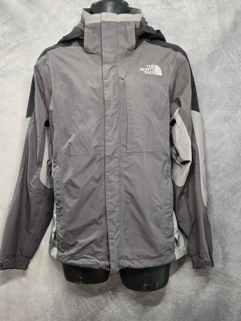 The North Face Men's Gray Waterproof Jacket